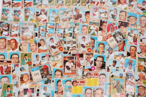 (325+) 1965-1969 Topps Baseball Cards w/ Mantle: Childhood collection. (2) 1964, (9) 1965 w/ McCovey, McGraw rookie, (9) 1966 w/ Mickey Mantle, (294) 1968 Topps w/ (2) Mickey Mantle, Yaz, McCovey, Hunter, Carlton, AS cards, more, (23) 1969 w/ Mays a