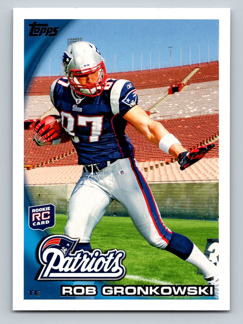 2010 TOPPS Rob Gronkowski Football Card (1 of 2)