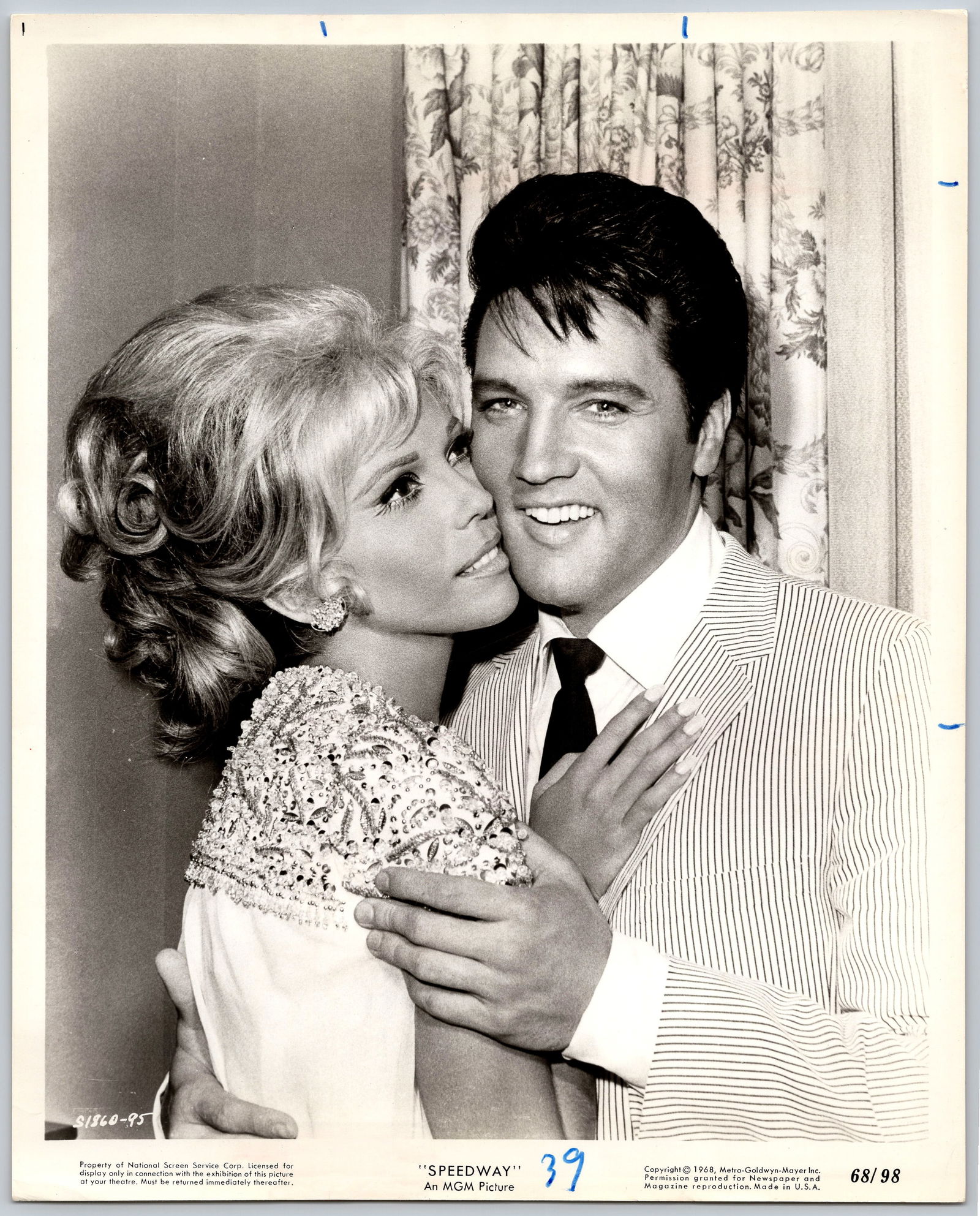 1968 Elvis Presley Nancy Sinatra 8 x 10 Movie Still Photo (1 of 2)