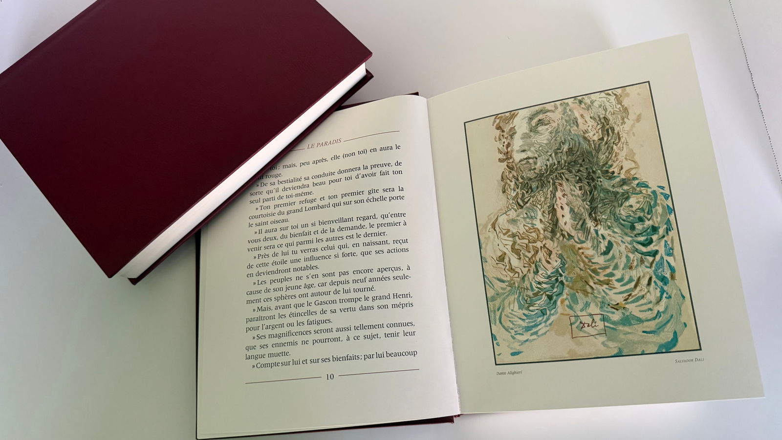 The Divine Comedy - Salvador Dal’: The Divine Comedy - 6 volumesL'enfer/Inferno. Le Purgatoire/Purgatory. Le Paradis/ParadiseParis ; Published by Les Heures Claires6 volumes bound with gilt spines, in slipcase.Enriched with 100