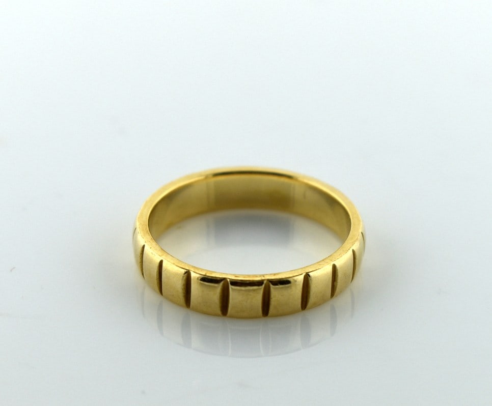 14K Gold Segmented Band, Size 6.25: Weight of 14K gold is 3.6 g. In very fine condition. Please read “Auction Details” / “Terms of Sale” for preview, payment, pickup, shipping and other instructions. Lot includes