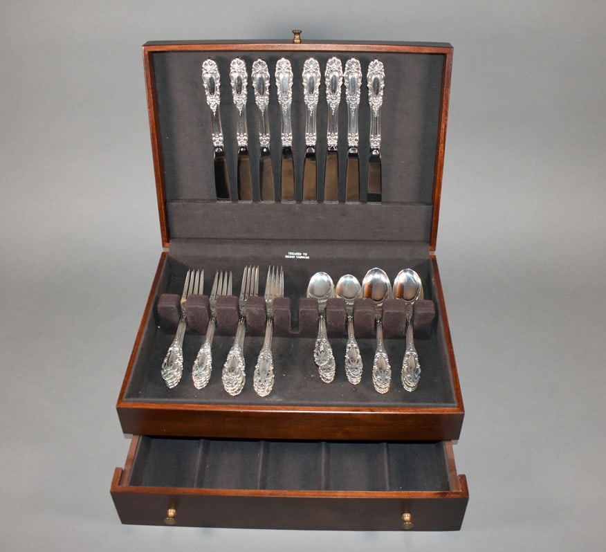 Towle “Grand Duchess” Sterling Silver Flatware Set and Storage Box, 8 Placesettings, 44  (1 of 9)