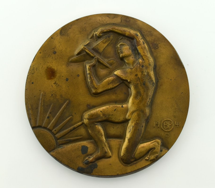 The Society of Medalists 1942 No 26 Brenda Putnam “Flight” 26th Issue Bronze Medal: Please read “Auction Details” / “Terms of Sale” for preview, payment, pickup, shipping and other instructions. Lot includes the item(s) described in the title.