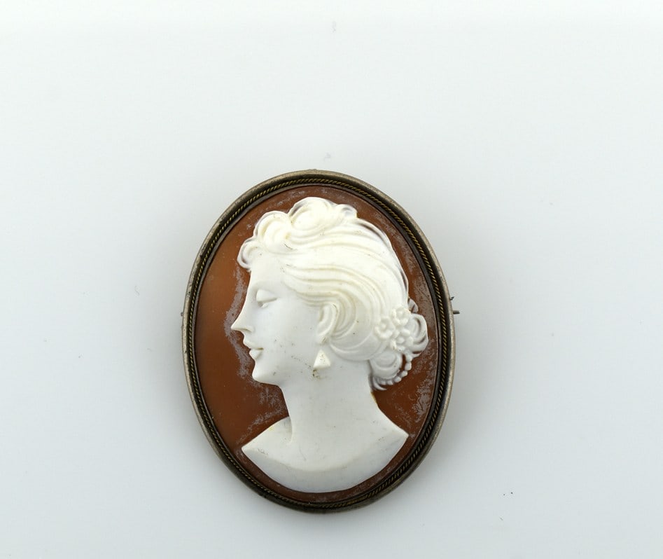Antique Circa 1920 Hand Carved Hardstone Cameo Brooch Pin with 900 Silver Frame: Please read “Auction Details” / “Terms of Sale” for preview, payment, pickup, shipping and other instructions. Lot includes the item(s) described in the title.