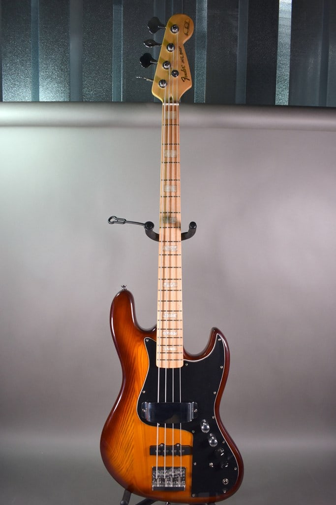 2006 Fender Marcus Miller Signature Jazz Bass in Sunburst Finish with Hard Case, Made in USA (1 of 20)