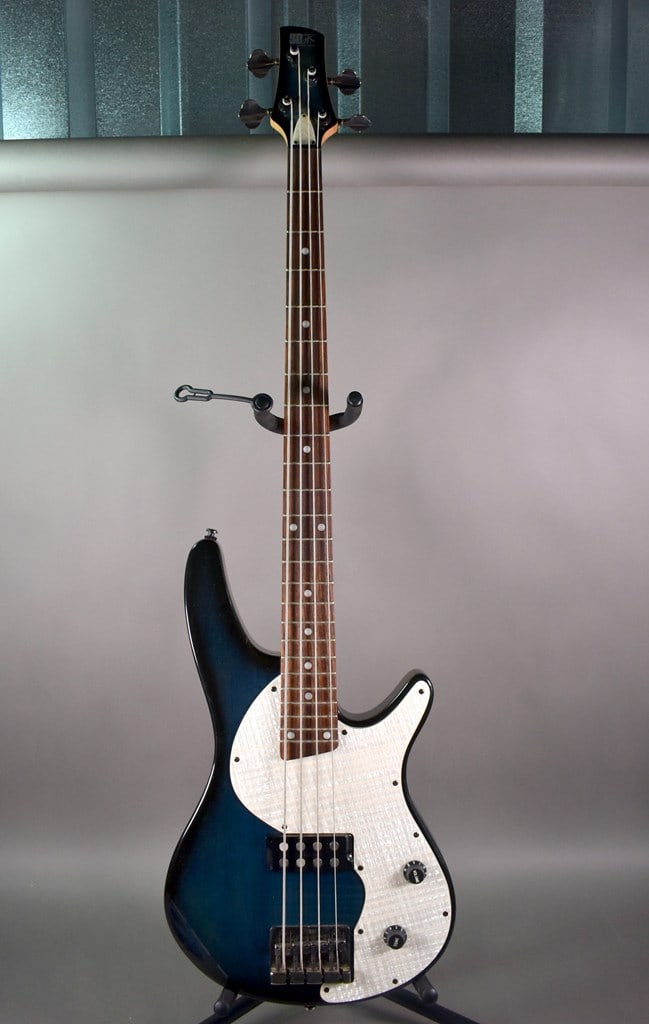 2004 Ibanez SRX400 Standard Soundgear Xtreme Bass Guitar in Ice Deep Blue Finish with Hard Case (1 of 20)