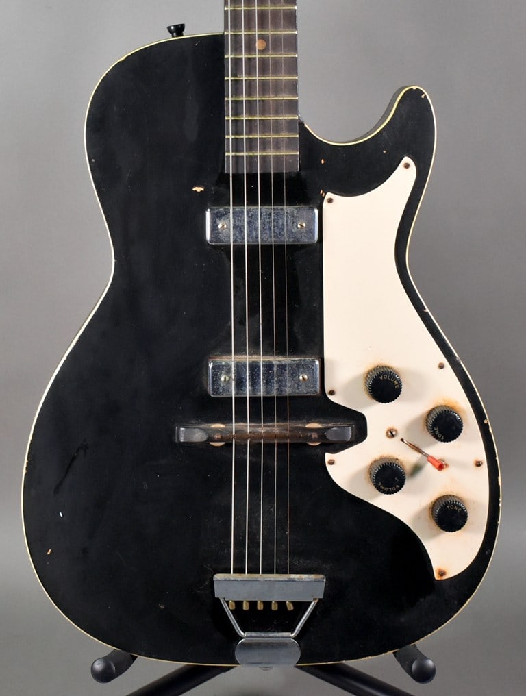 Vintage 1960s Harmony Silvertone Stratotone Model 1420 in Black Finish (Project/Parts/Wallhanger) - 2