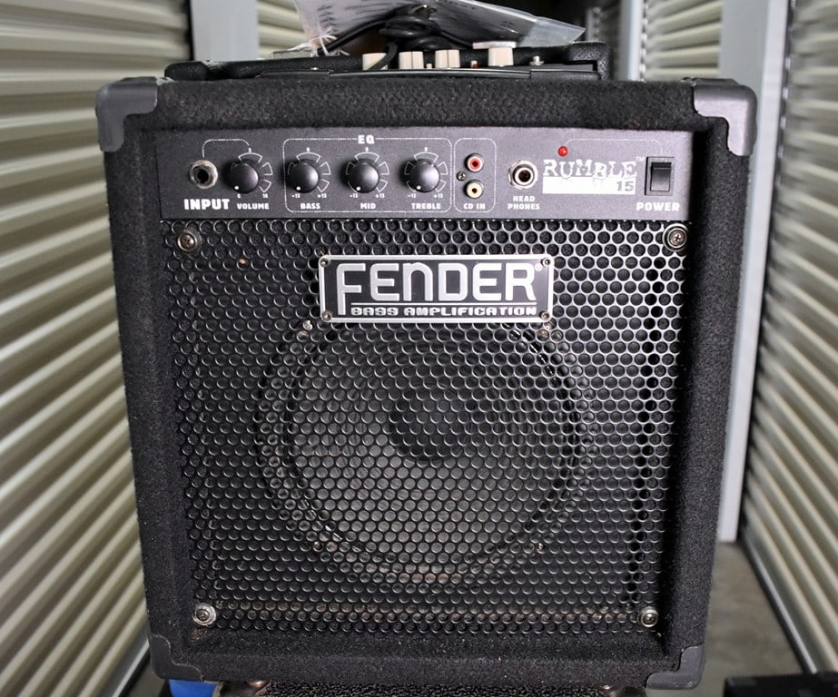 2005 Fender Rumble 15 Watt Bass Amplifier (1 of 4)