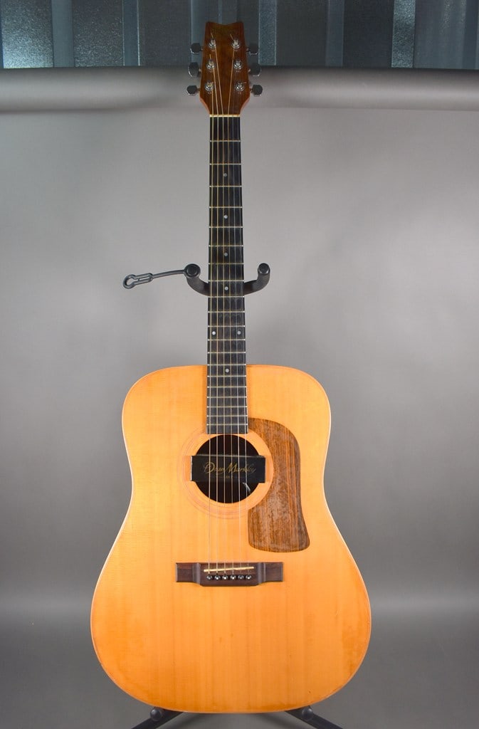 Vintage Early 1980s Washburn D-615WN Prairie Song Acoustic Guitar: Good condition. Bridge is slightly separated from the body, but body is not bowing. Has some hazing in shellac. Guitar is still playable. Has a vintage Dean Markley ZH-7 magnetic soundhole passive