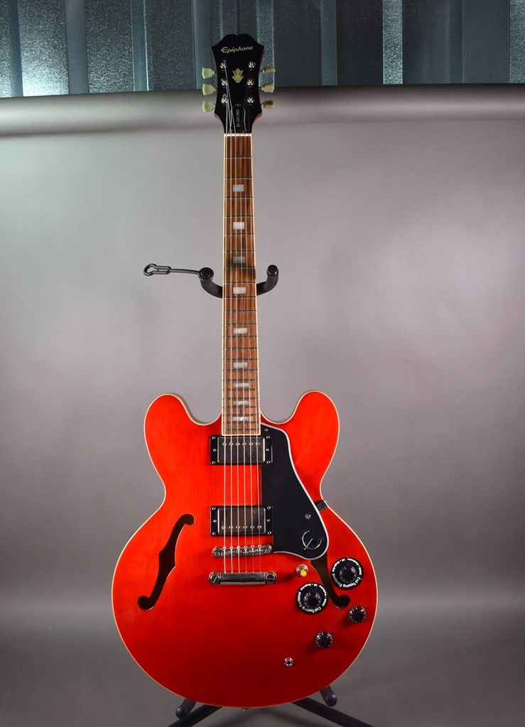 2019 Epiphone Limited Edition ES-335 PRO in Cherry Finish with Gator Gig Bag (1 of 19)