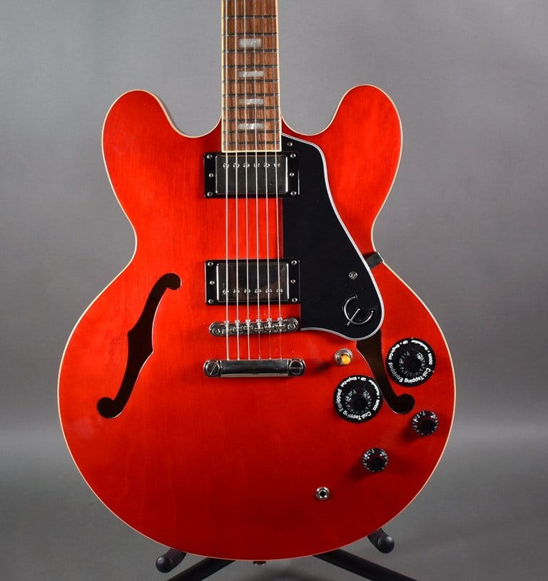 2019 Epiphone Limited Edition ES-335 PRO in Cherry Finish with Gator Gig Bag - 2