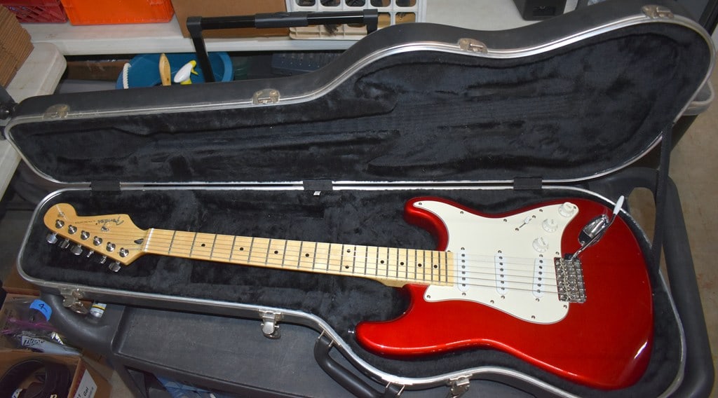 2007 Fender “Highway One” Stratocaster in Candy Apple Red Gloss & Fender Hard Case, USA - 16