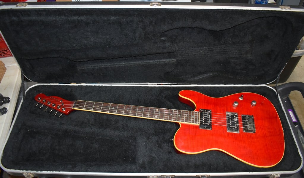 2009 Fender Special Edition Custom Telecaster FMT HH in Transparent Crimson with Vintage Hard Case - 13
