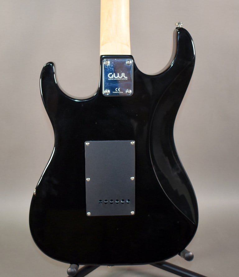 2000s George Washburn Limited (GWL) Stratocaster-Style Electric Guitar with Gig Bag - 9
