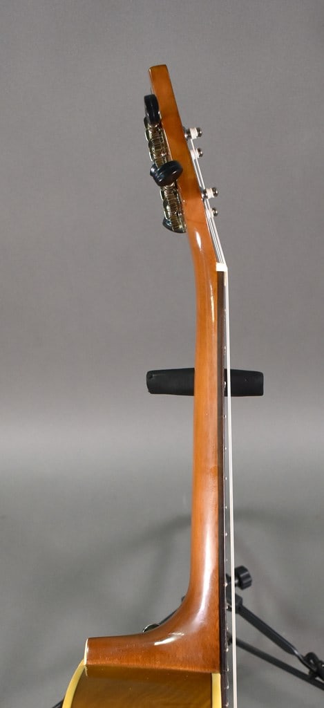 2016/17 Keith Urban Tenor Ukulele in Natural Finish with Padded Case and Accessory Kit - 6
