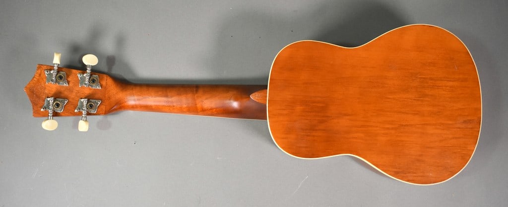 Mitchell MU40NT Soprano Ukulele In Lindenwood Natural Finish - 5