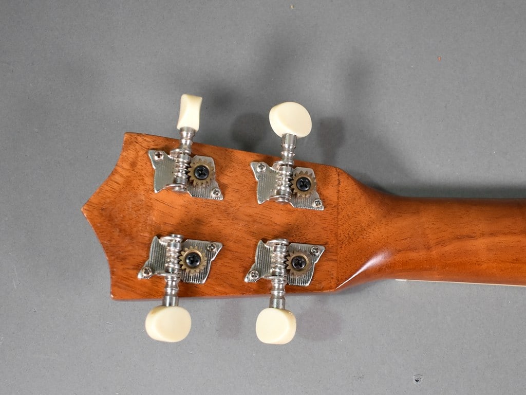 Mitchell MU40NT Soprano Ukulele In Lindenwood Natural Finish - 7