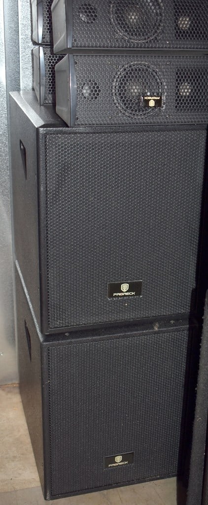 Proreck Club 3000, 2000/1000 W @ 8/4 Ohms Public Address/DJ/Stage Speakers - 2