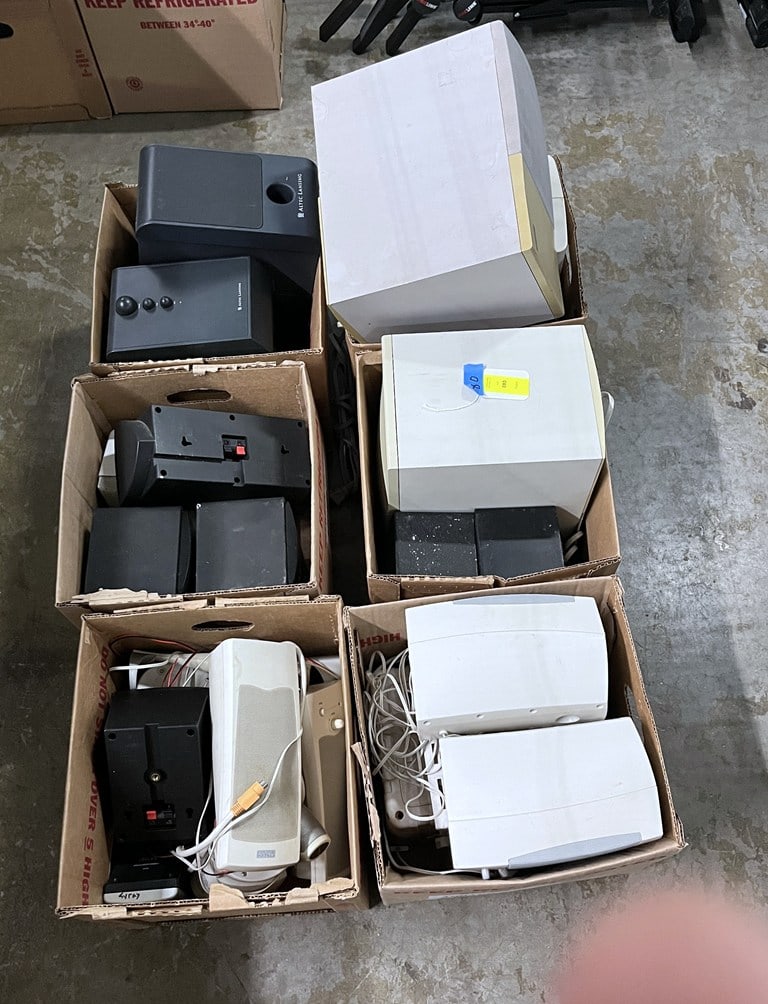 Lot of Bookshelf & Computer Speakers: Altec-Lansing, Infinity, Optimus, Realistic, More: LOCAL PICKUP ONLY. Please read “Auction Details” / “Terms of Sale” for preview, payment, pickup, shipping and other instructions. Lot includes the item(s) described in the