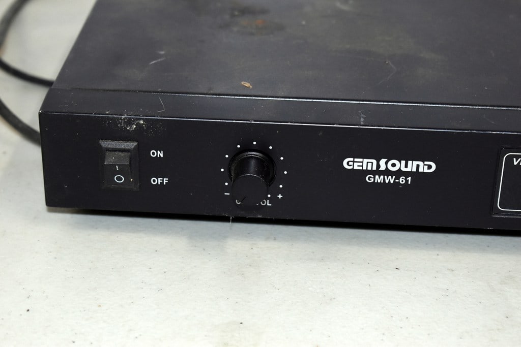 Lot of Gemini and Other Wireless Microphones; Nady, Fifine, Gemstone Vhf Systems - 15