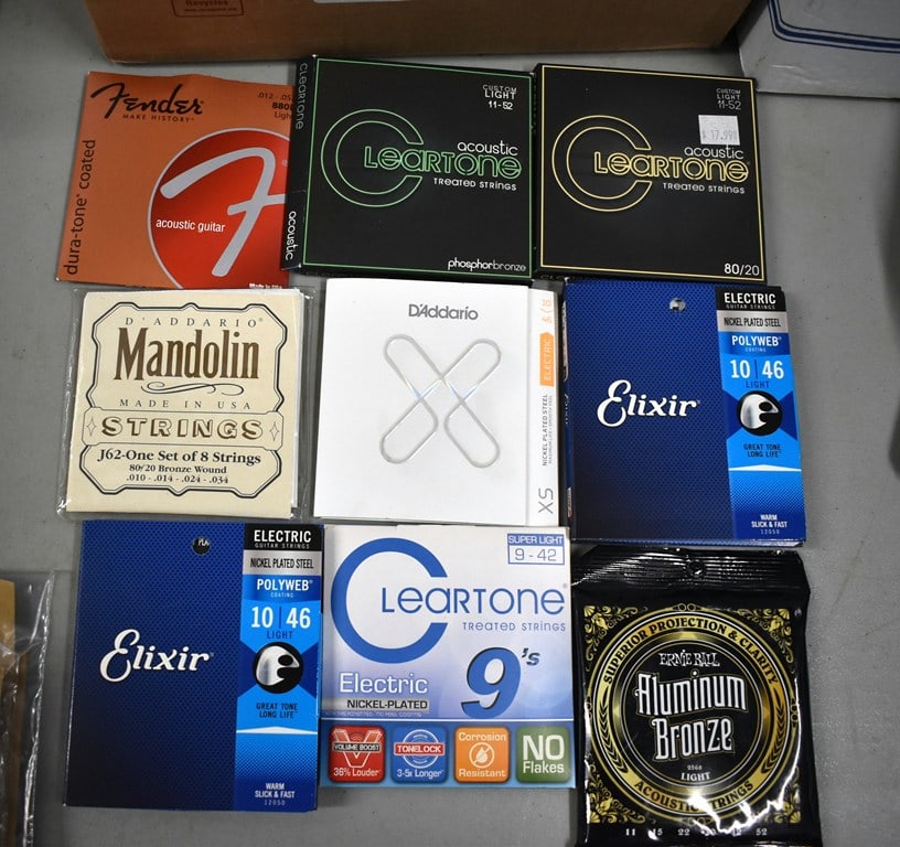 Large Lot of Guitar Gear, Paraphernalia and Parts - 4