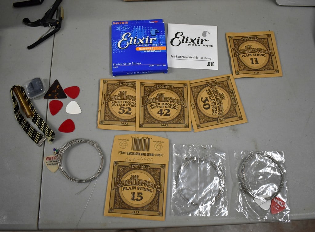 Large Lot of Guitar Gear, Paraphernalia and Parts - 5