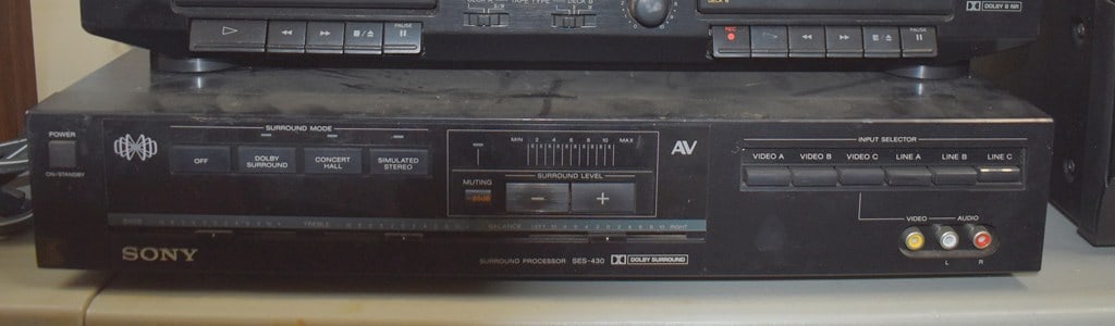 Lot of Vintage Stereo Playback and Recording Equipment - 19