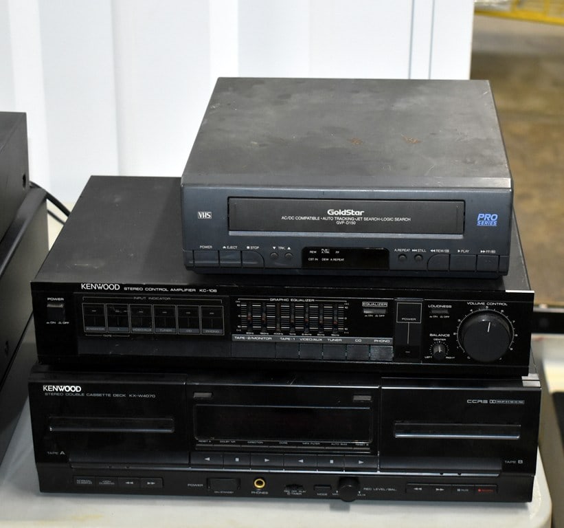 Lot of Vintage Stereo Playback and Recording Equipment - 9