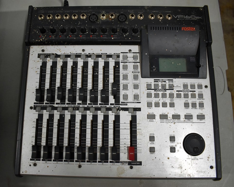 Lot of 3 Used Soundboards: Fostex VF160EX, Yorkville AP312 & Tascam Portastudio 488 MKII - 4