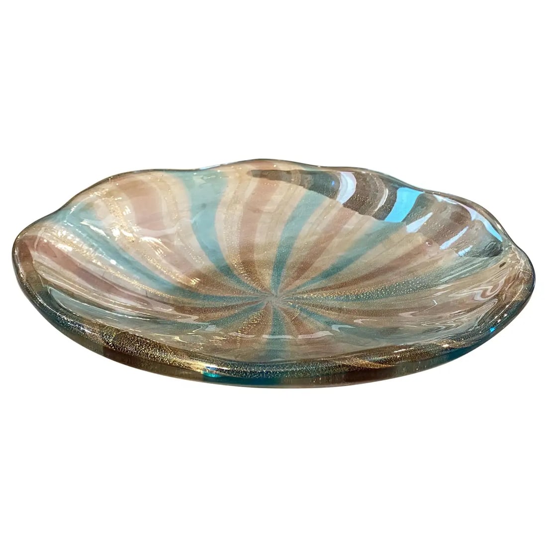 1970s Blue, Brown and Gold Striped Heavy Murano Glass Round Centerpiece: A large murano glass bowl manufactured in Venice in the manner of Fulvio Bianconi, it's in perfect conditions. This Centerpiece is a striking and luxurious decorative piece that showcases the exquisit