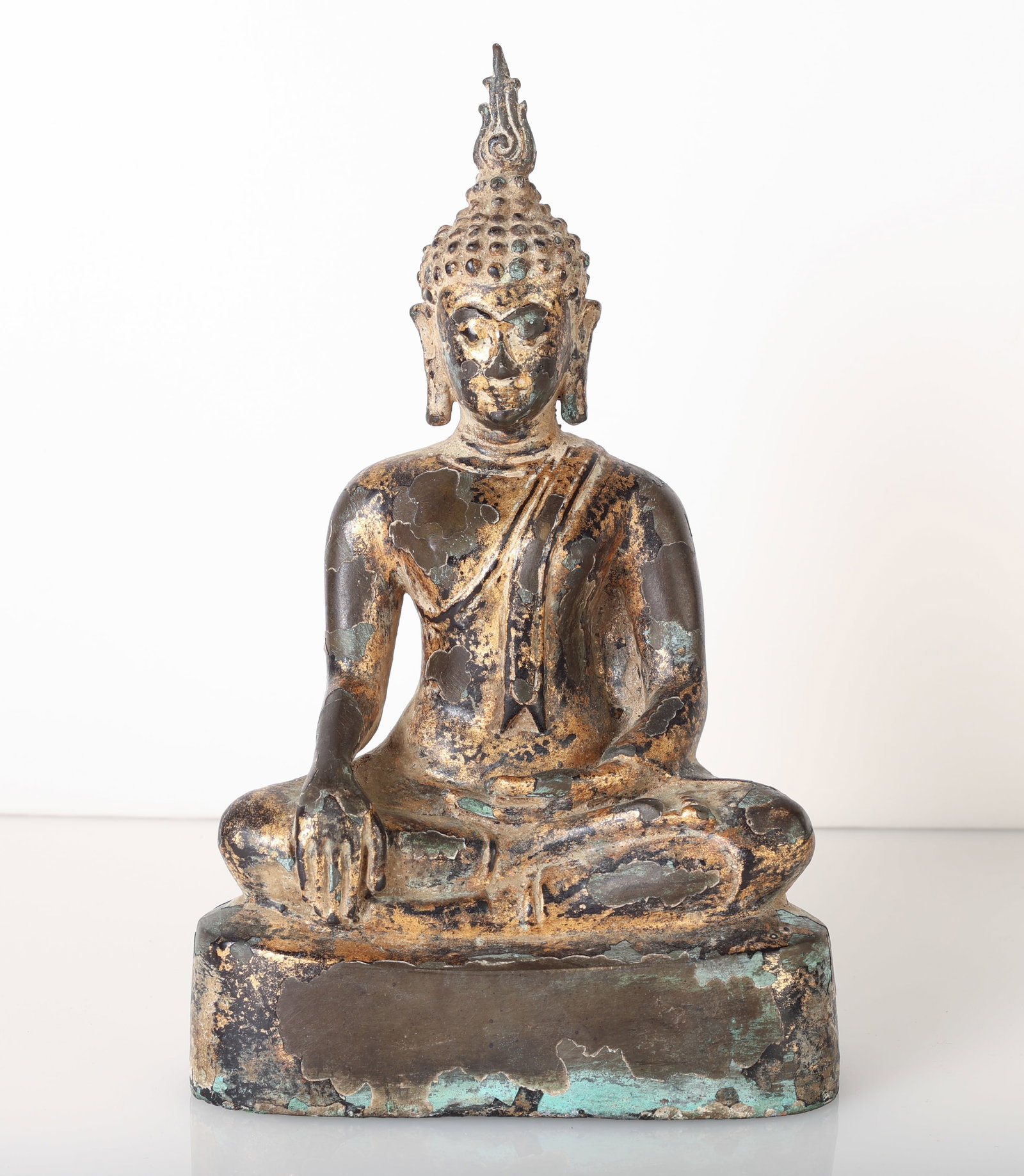 Thai Gilt Lacquered Bronze Seated Buddha. (1 of 5)
