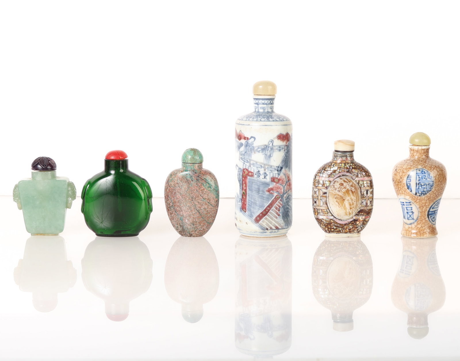6-Piece Chinese Snuff Bottle Collection (1 of 5)