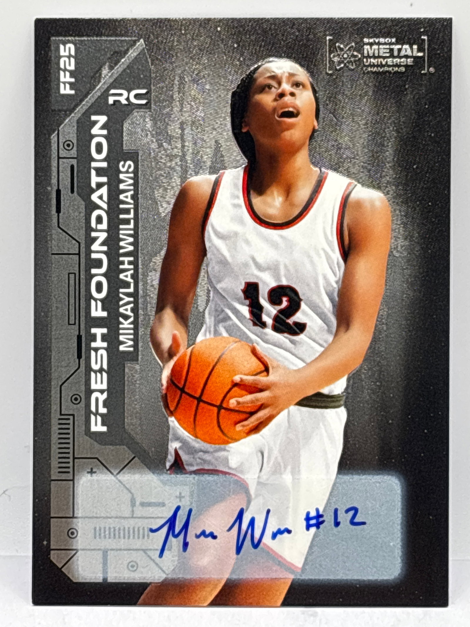 51/99!! 2023 SKYBOX METAL UNIVERSE CHAMPIONS MIKAYLAH WILLIAMS FRESH FOUNDATIONS AUTOGRAPHED RC (1 of 4)