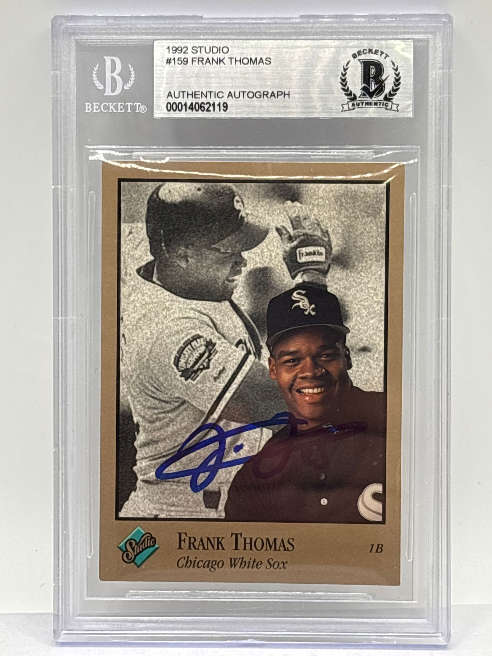 AUTHENTIC 1992 STUDIO FRANK THOMAS AUTOGRAPH BECKETT CERTIFIED SLAB (1 of 4)