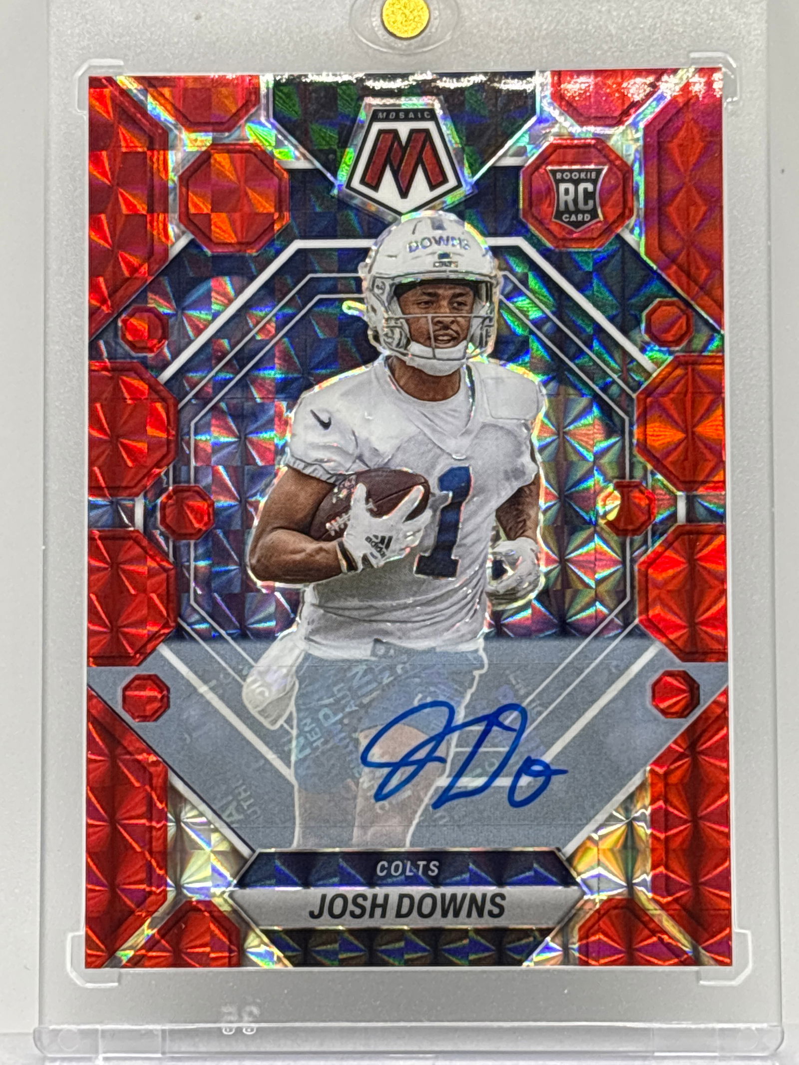 101/199!! 2022 PANINI MOSAIC JOSH DOWNS RED PRIZM HOLO AUTOGRAPHED ROOKIE CARD (1 of 3)