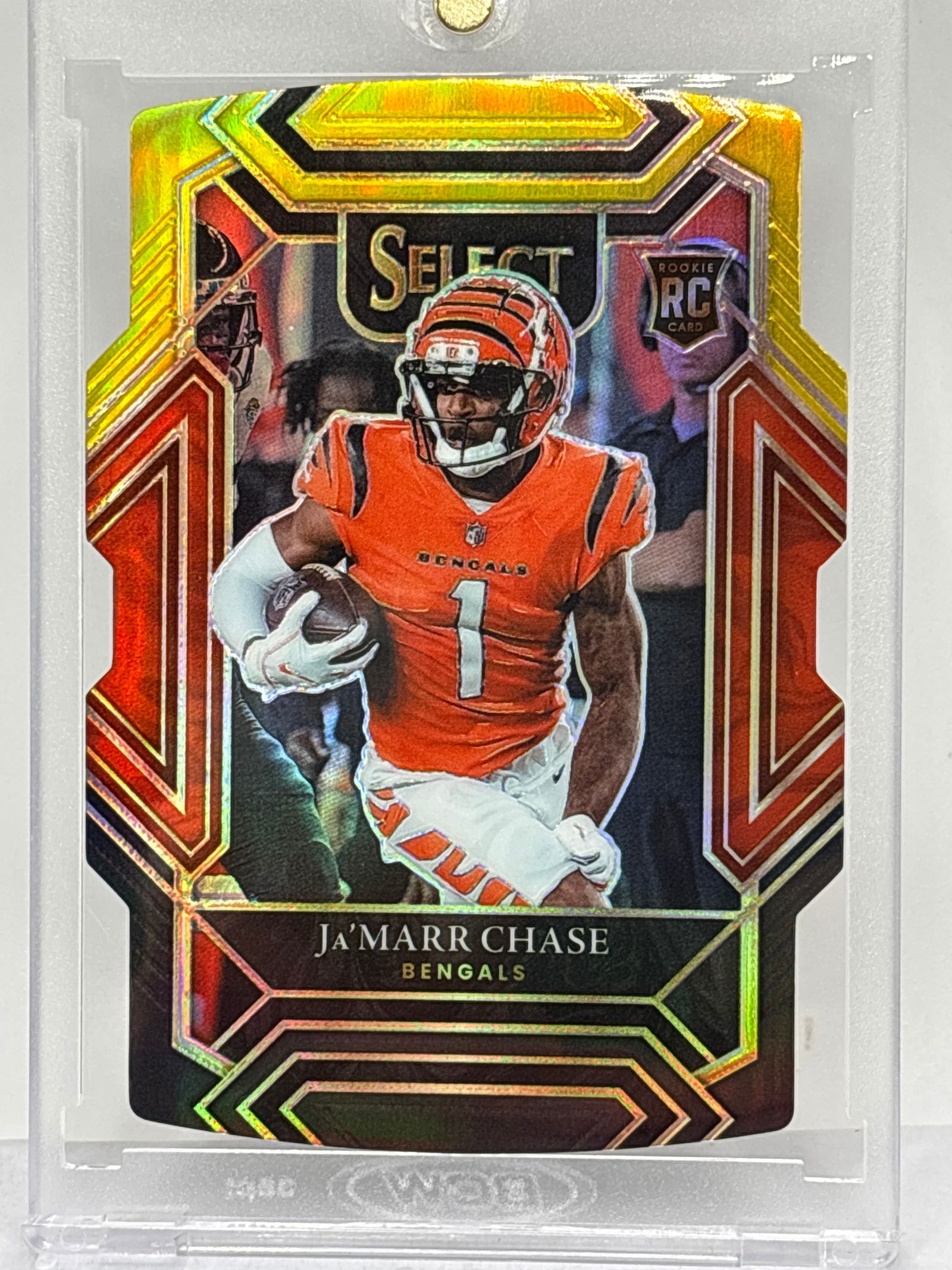 2021 PANINI SELECT CLUB LEVEL JAMAR CHASE TRI-COLOR DIE-CUT PRIZM HOLO ROOKIE CARD (1 of 3)