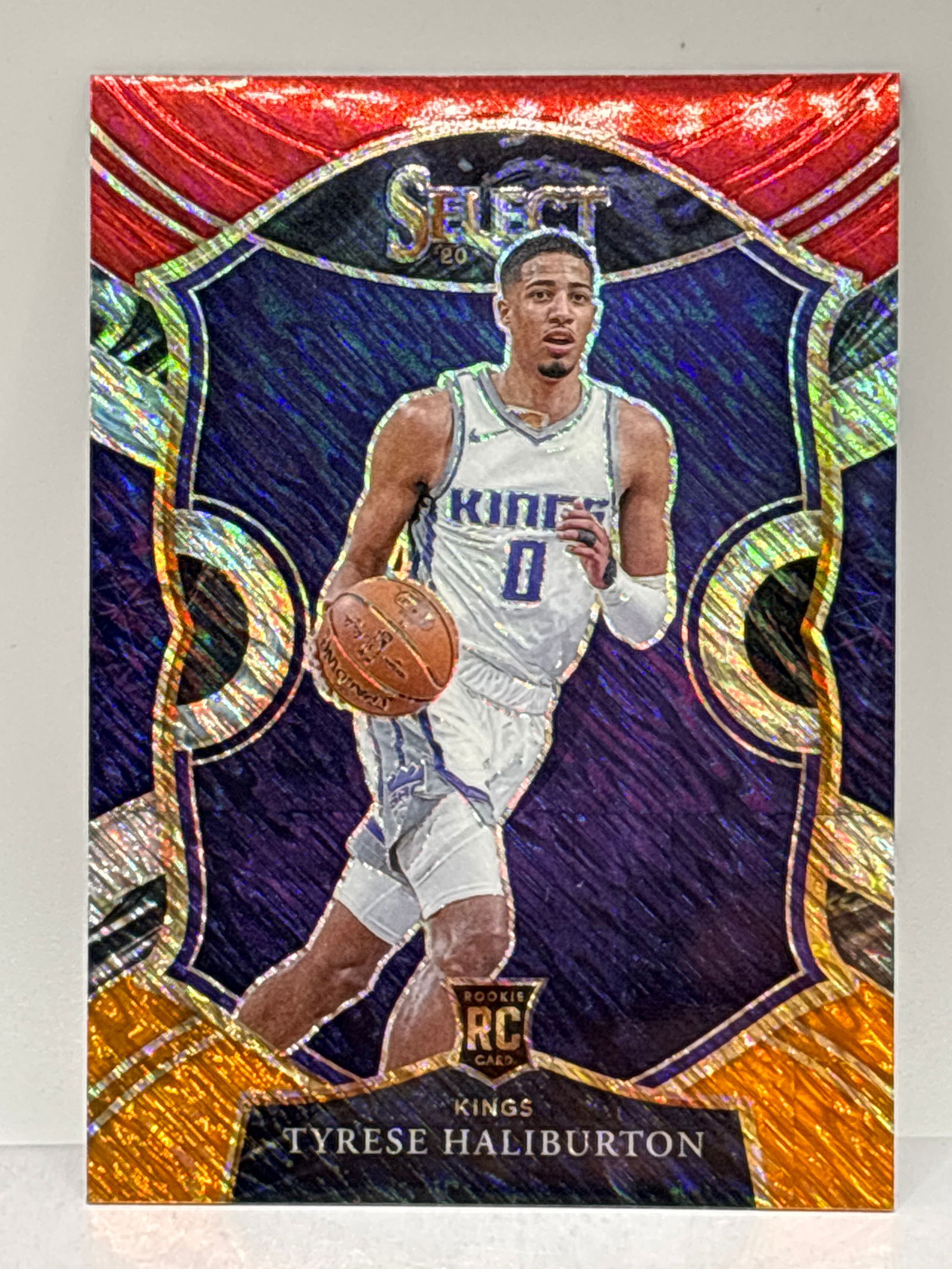 2021 PANINI SELECT CONCOURSE TYRESE HALIBURTON TRI-COLOR SHIMMER PRIZM HOLO ROOKIE CARD (1 of 5)