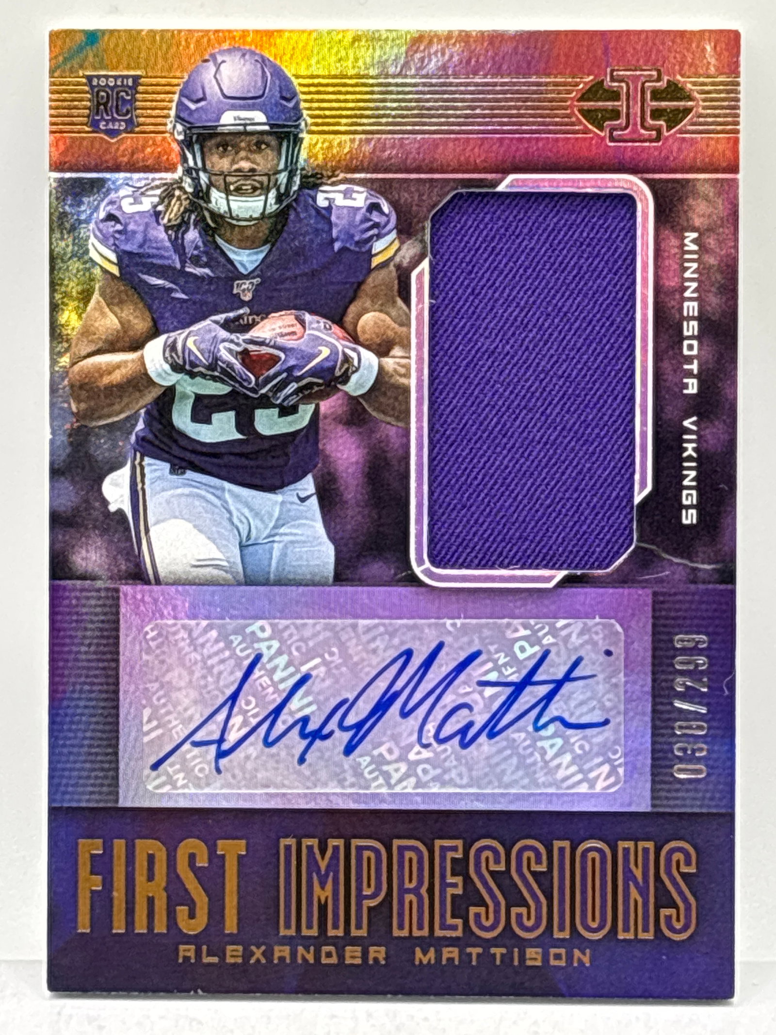 30/299!! 2019 PANINI ILLUSIONS ALEXANDER MATTISON RPA: 30/299!! 2019 PANINI ILLUSIONS ALEXANDER MATTISON RPAPlease see pictures, there is a crease from relic to perimeter of the card