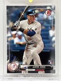 2017 BOWMAN #32 AARON JUDGE ROOKIE CARD