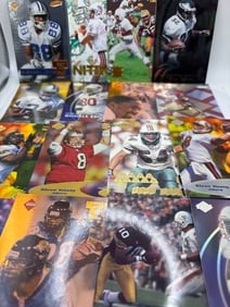VINTAGE NFL SUPERSTAR #D LOT