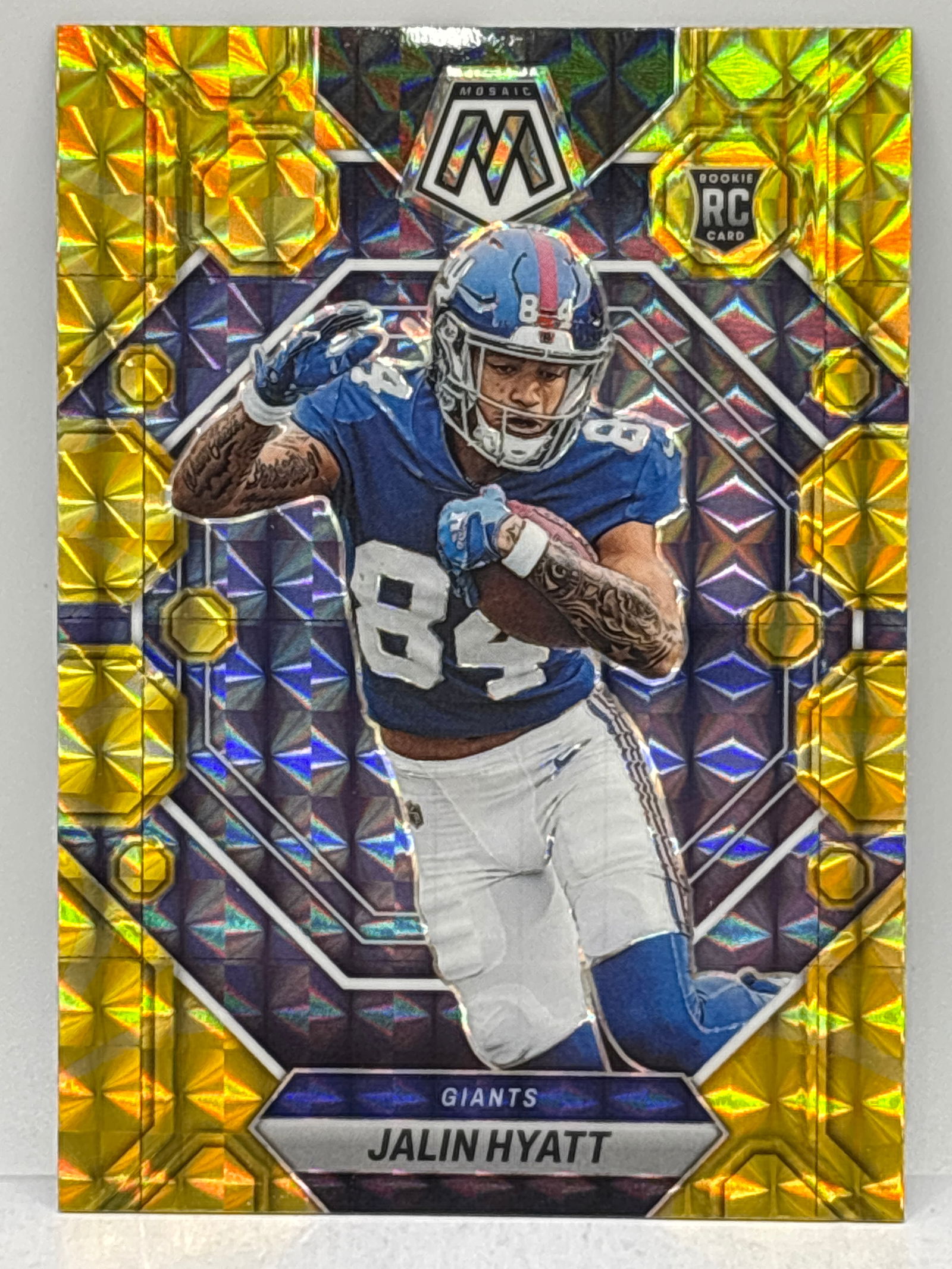 2023 PANINI MOSAIC JALIN HYATT YELLOW REACTIVE PRIZM HOLO ROOKIE CARD: 2023 PANINI MOSAIC JALIN HYATT YELLOW REACTIVE PRIZM HOLO ROOKIE CARD