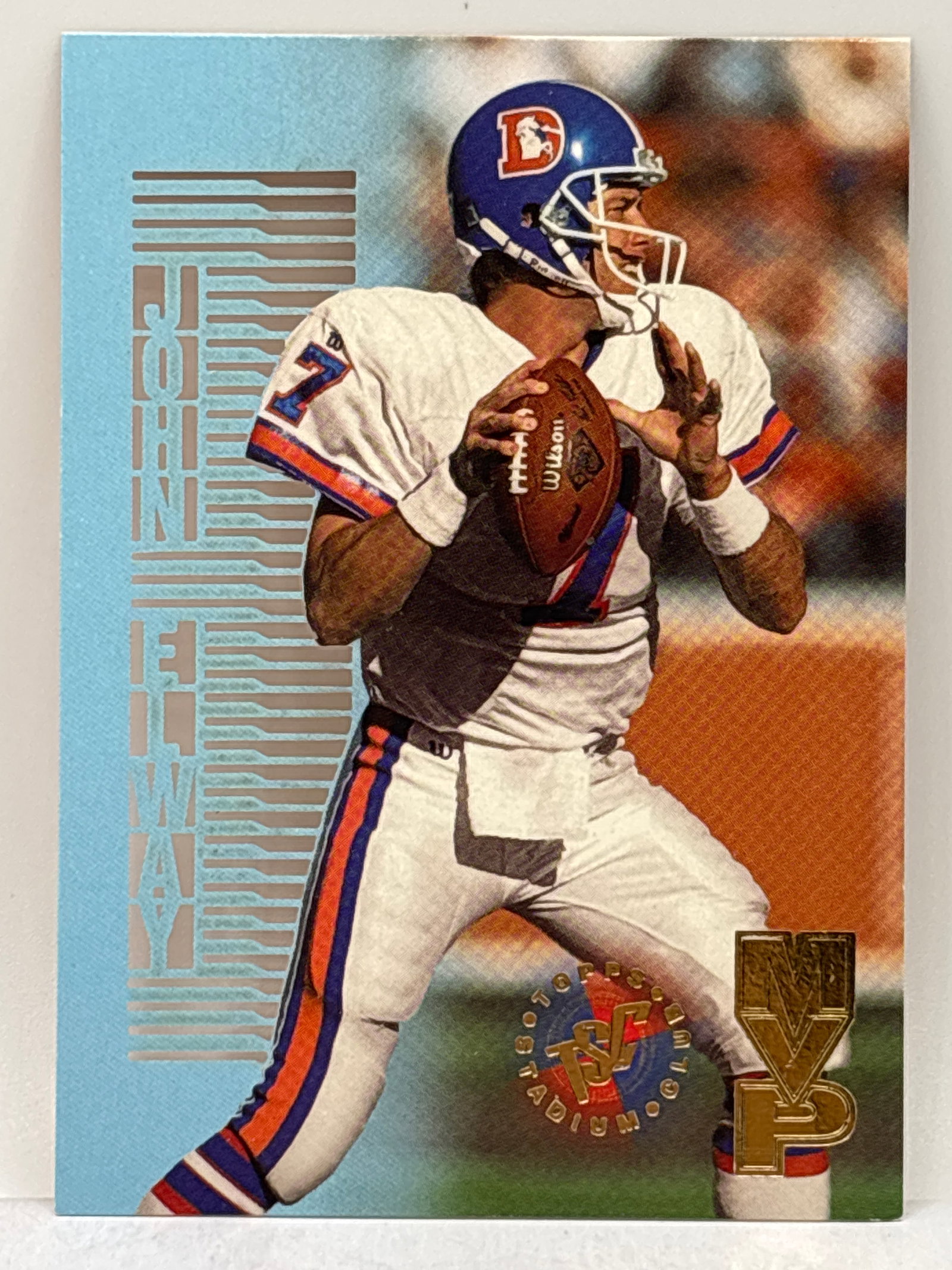 1995 TOPPS STADIUM CLUB JOHN ELWAY MVP DIE-CUT: 1995 TOPPS STADIUM CLUB JOHN ELWAY MVP DIE-CUT