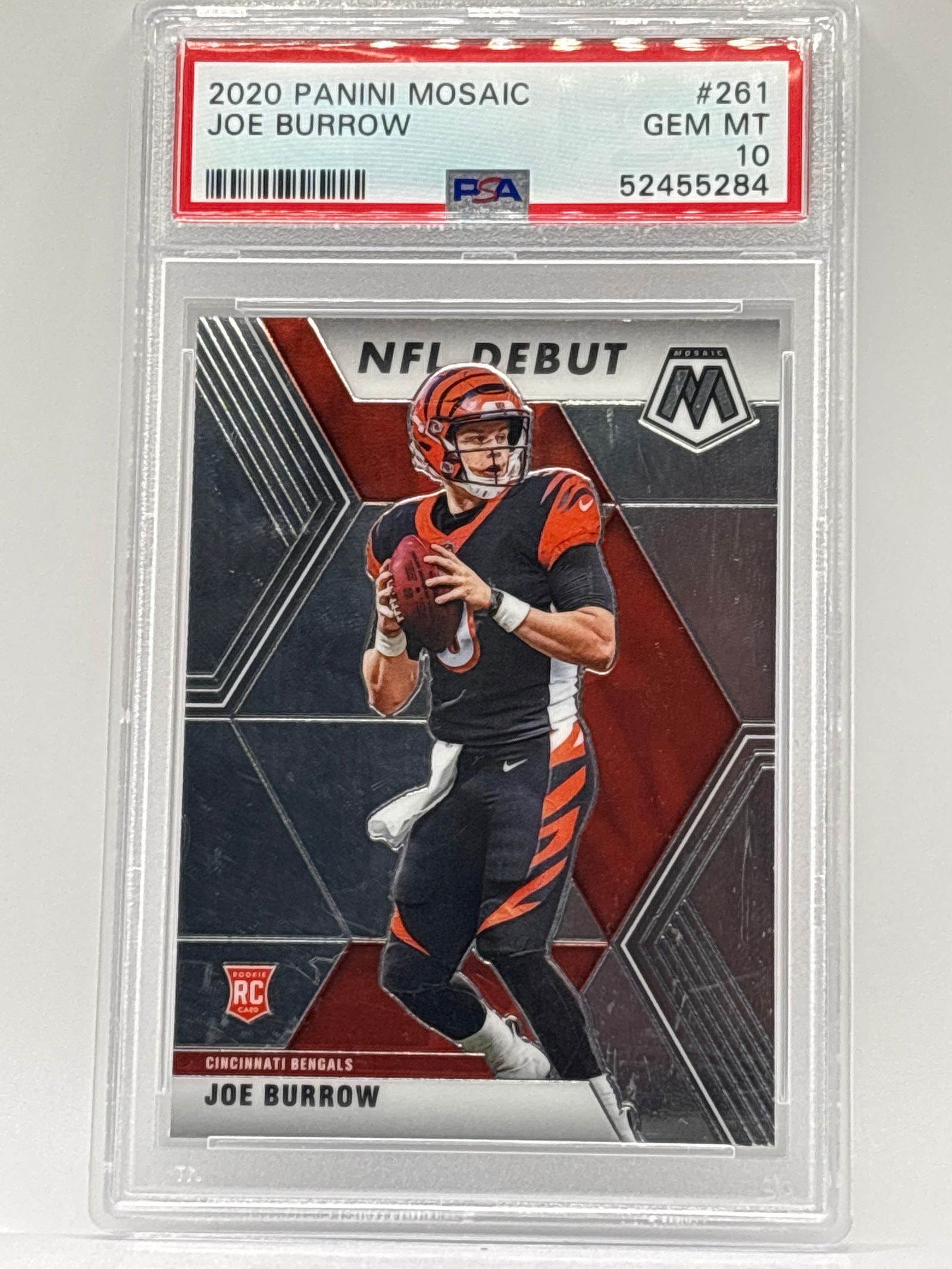 2020 PANINI MOSAIC JOE BURROW ROOKIE CARD GRADED PSA GEM MINT 10 (1 of 4)