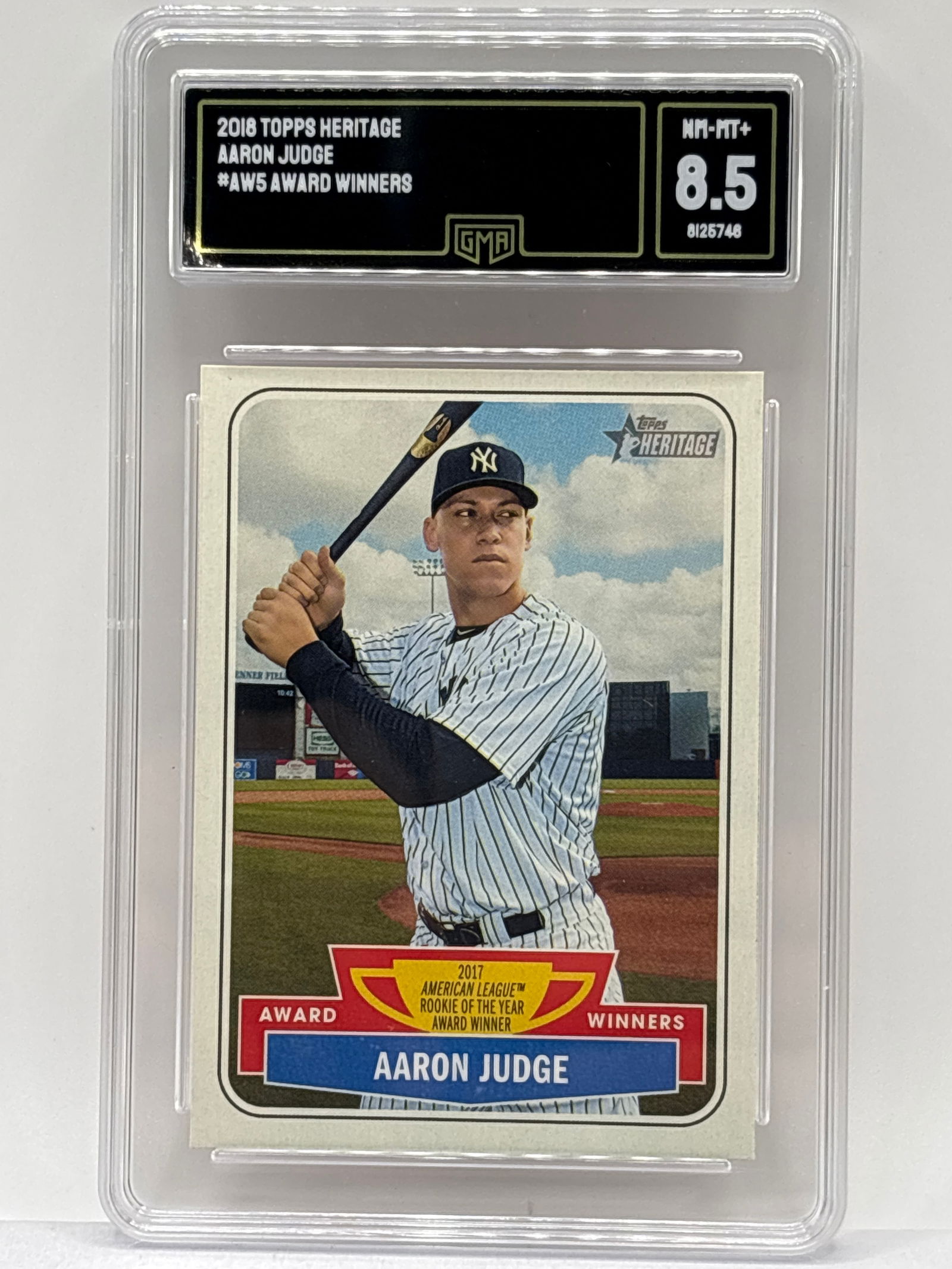2018 TOPPS HERITAGE AARON JUDGE ROOKIE OF THE YEAR AWARD WINNER GRADED GMA NM-MT+ 8.5 (1 of 3)
