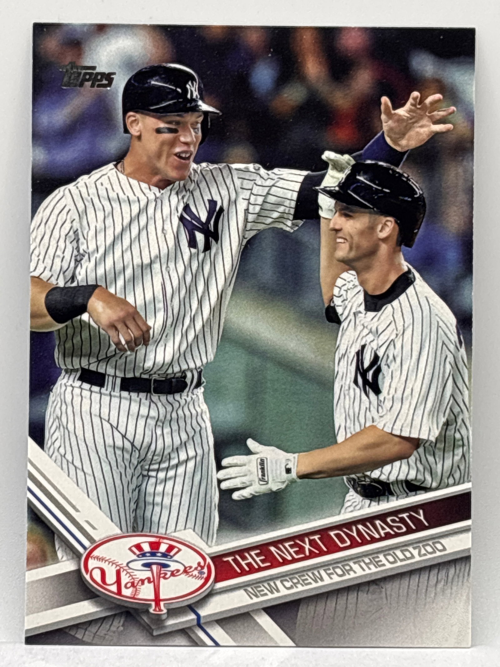 2017 TOPPS UPDATE SERIES AARON JUDGE NEW CREW FOR THE OLD ZOO ROOKIE CARD (1 of 6)
