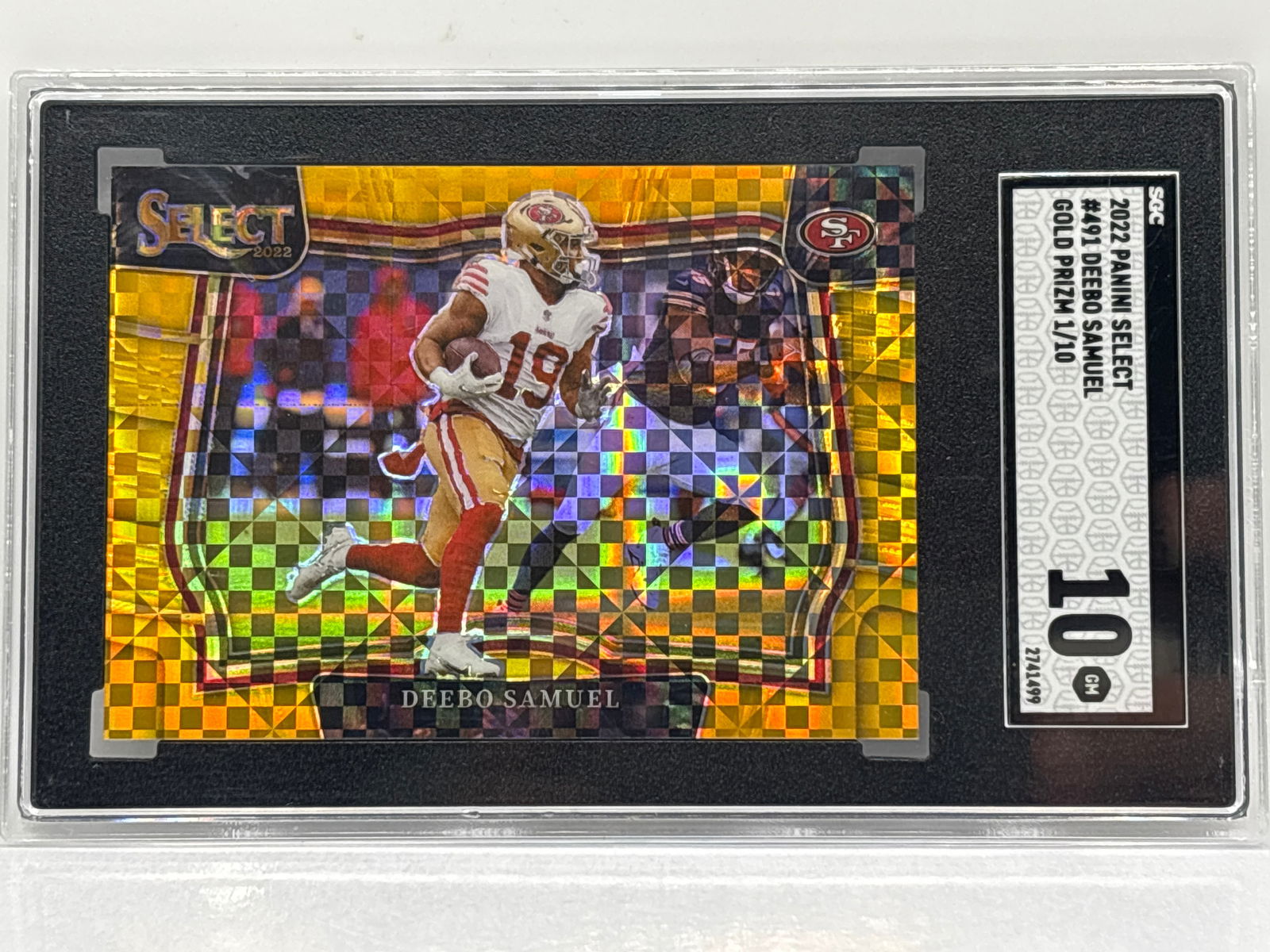 EXTREMELY RARE 1/10!! 2022 PANINI SELECT DEEBO SAMUEL FIELD LEVEL GOLD PRIZM HOLO SGC GEM MINT 10 (1 of 7)