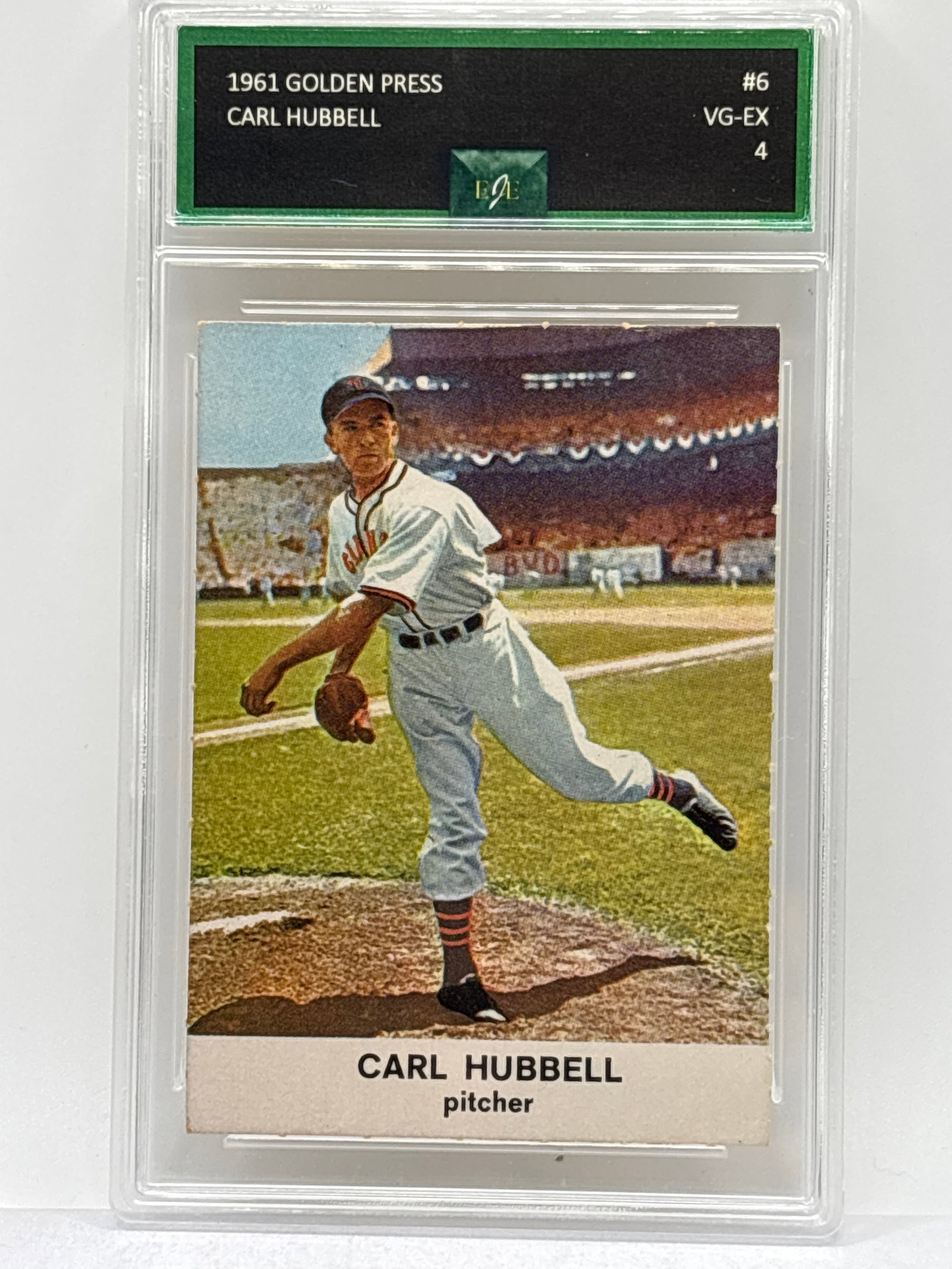 1961 GOLDEN PRESS #6 CARL HUBBELL GRADED VG-EX 4: 1961 GOLDEN PRESS #6 CARL HUBBELL GRADED VG-EX 4