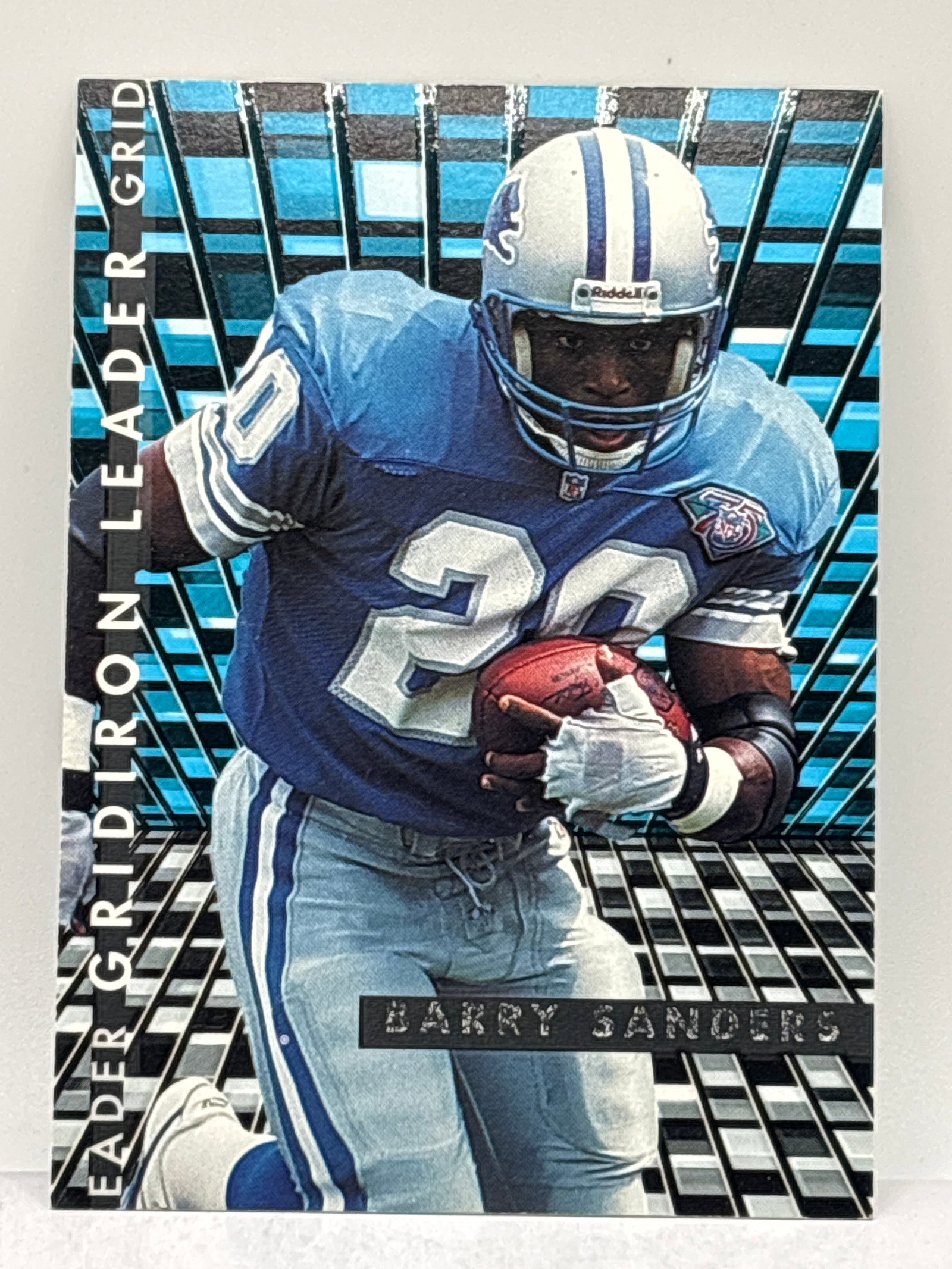 INSERT 5 OF 10 1995 FLEER BARRY SANDERS GRIDIRON LEADER: INSERT 5 OF 10 1995 FLEER BARRY SANDERS GRIDIRON LEADER