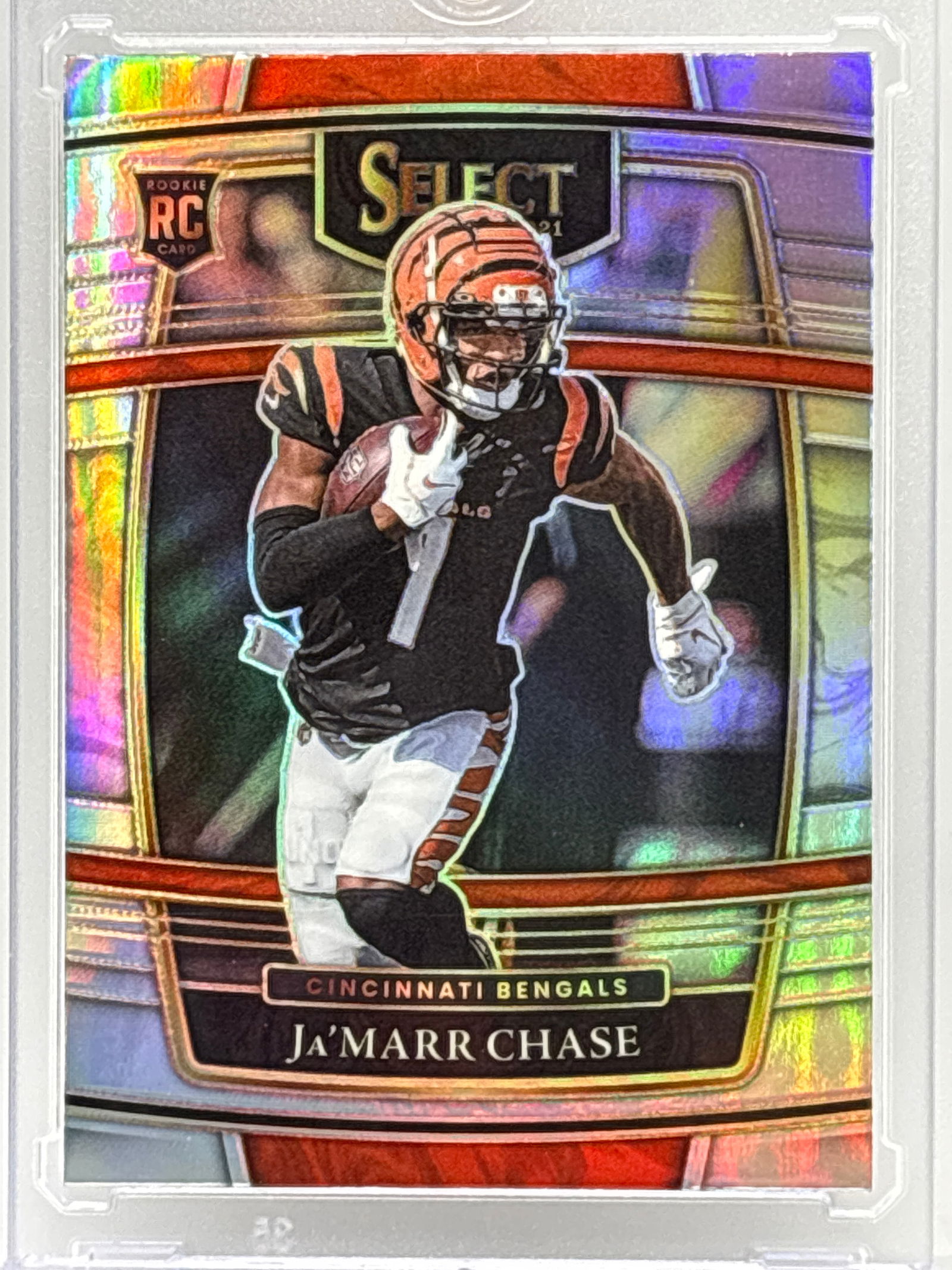 2021 PANINI SELECT CONCOURSE JA’MARR CHASE SILVER PRIZM HOLO ROOKIE CARD (1 of 3)