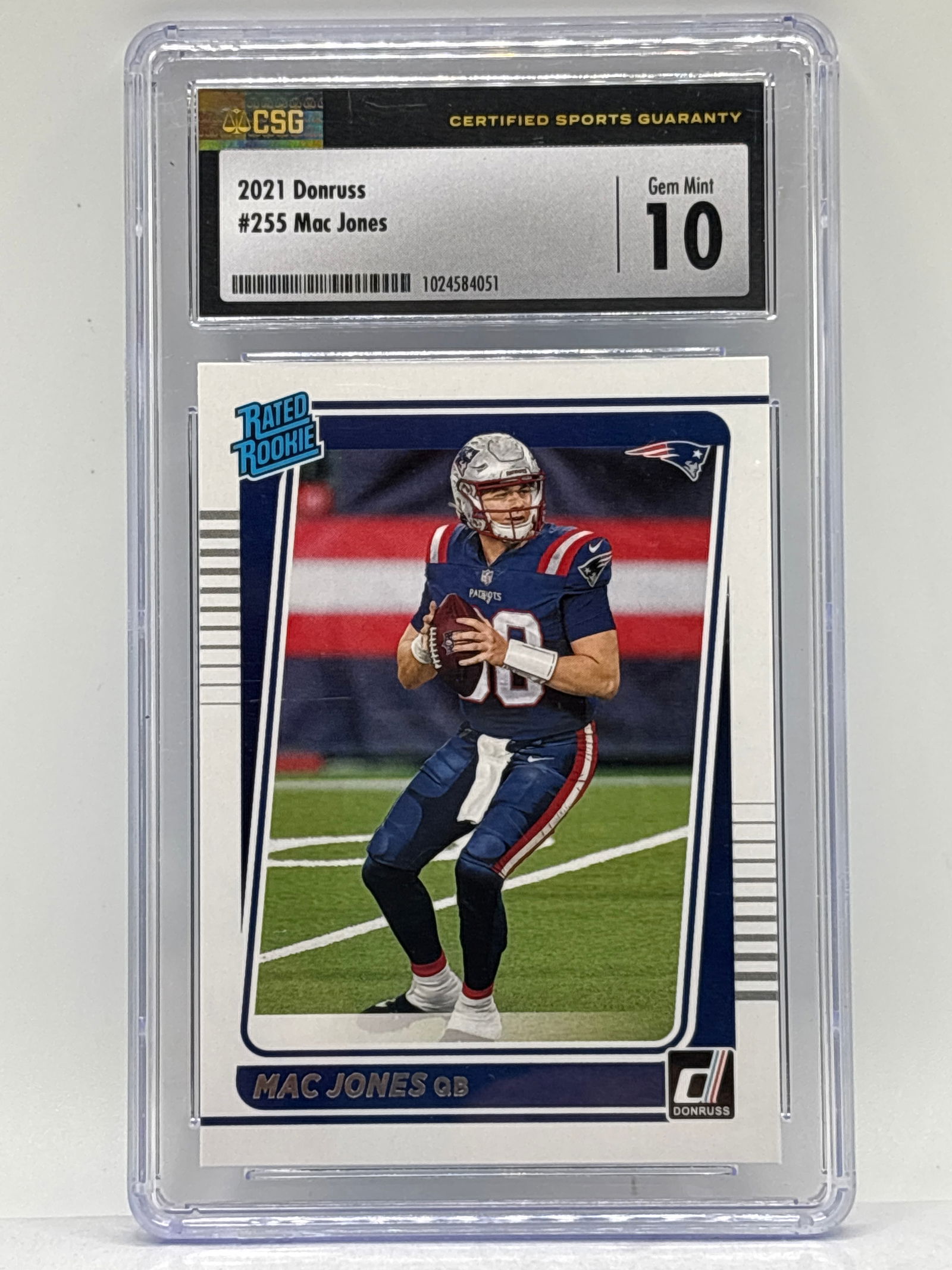 2021 PANINI DONRUSS MAC JONES RATED ROOKIE CARD GRADED CSG GEM MINT 10 (1 of 2)